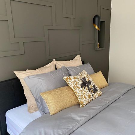 Good Mood - Chambres Et Suite Namur Rum bild